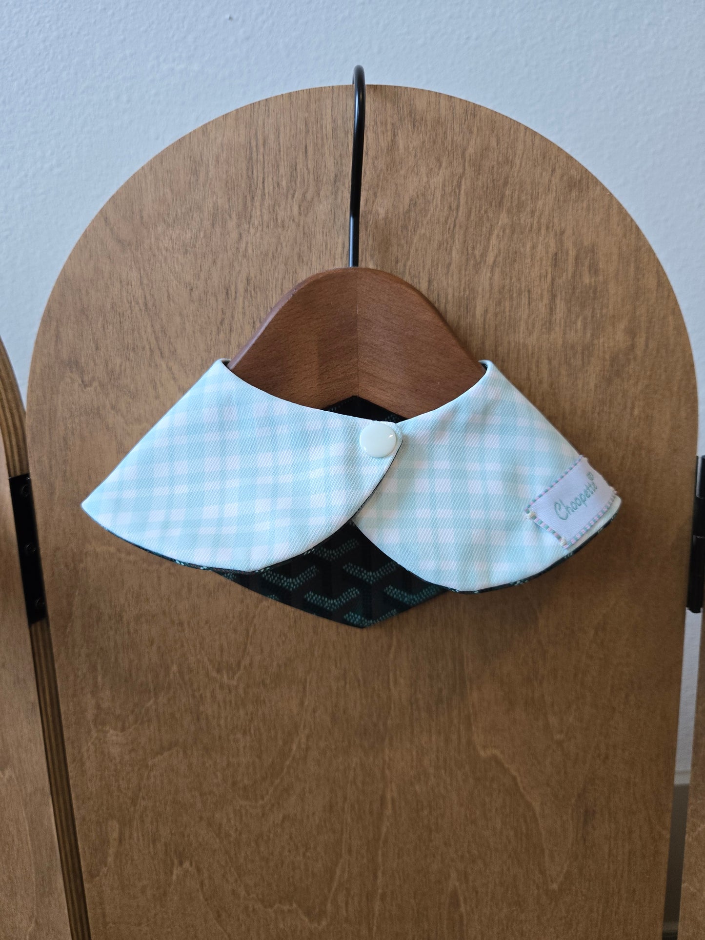 Grrryard Green Pet Bandana (reversible 4-way wear)