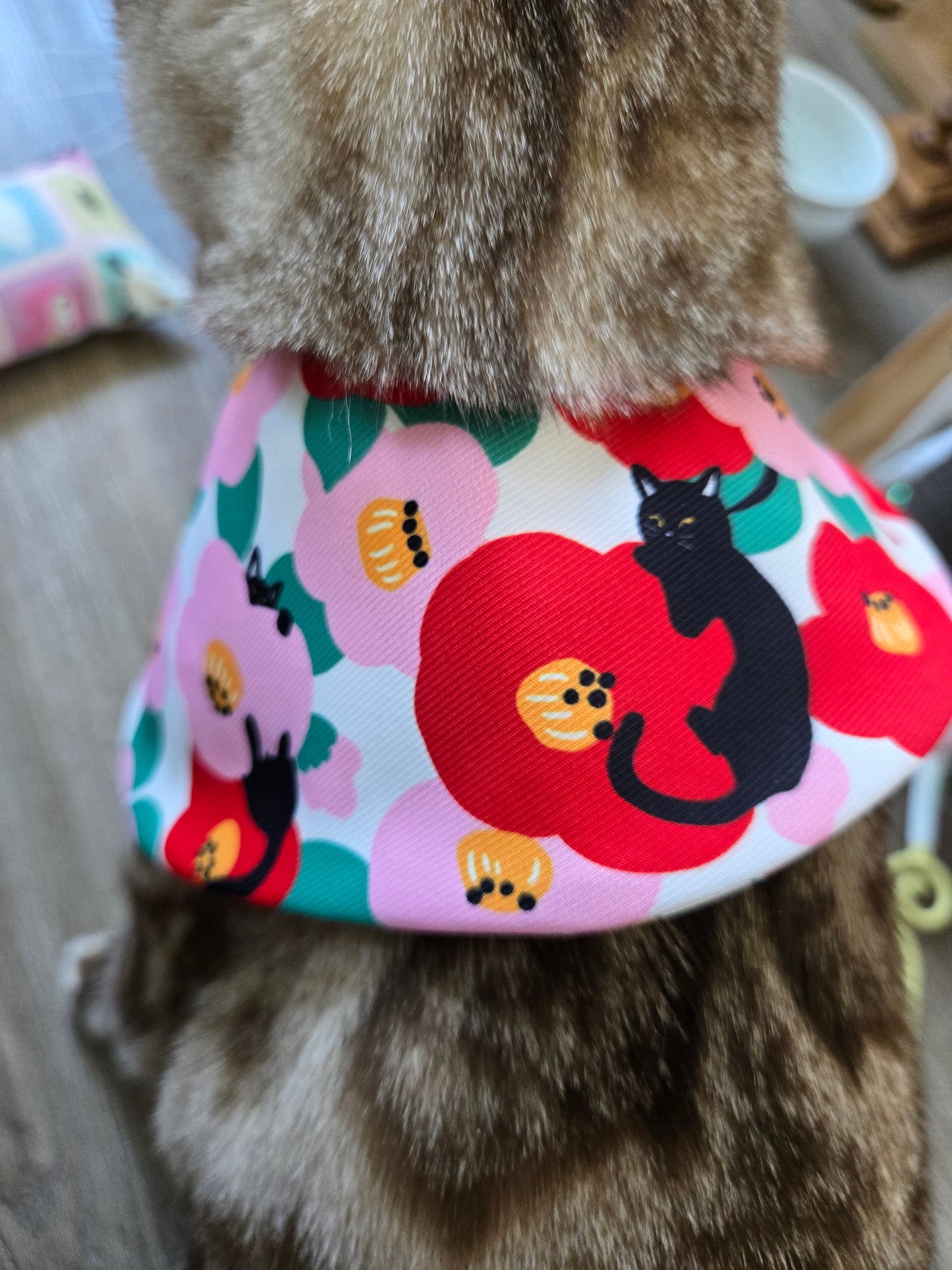 Picnic in Bloom Pet Bandana (reversible 4-way wear)