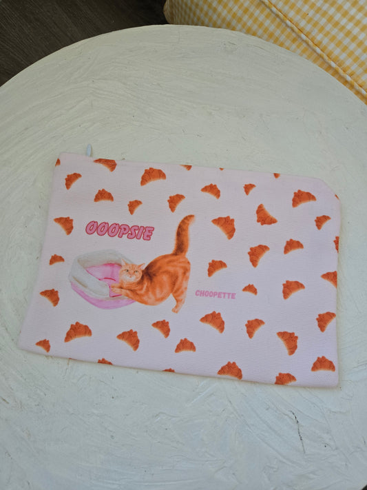 Oopsie Pouch