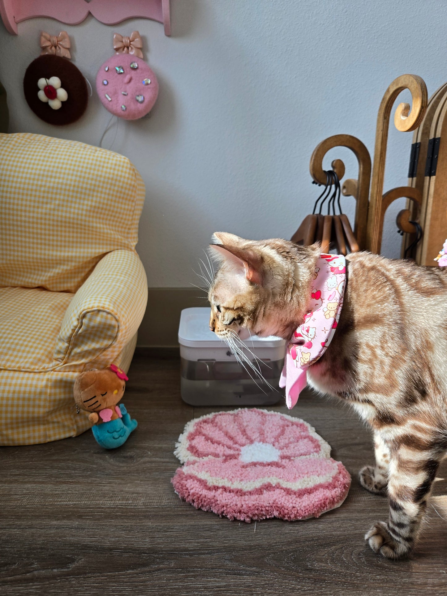 Suntanned Meowllo Kitty Plushie Keychain (Free with orders over $50)