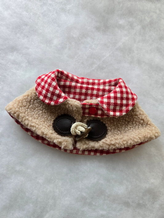 Mont Blanc Ski Lodge Pet Cape