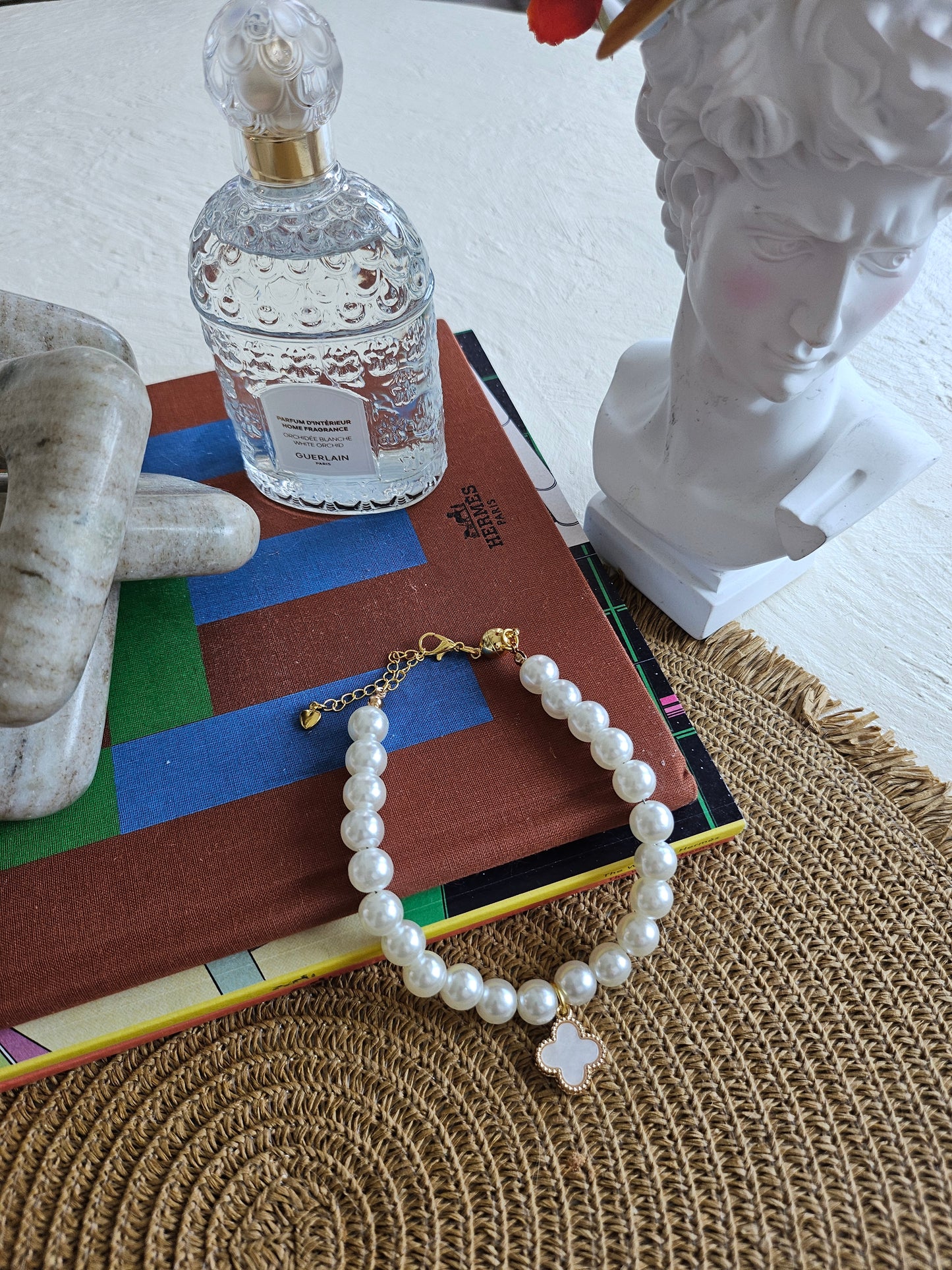 Van C Arpaw Pet Necklace