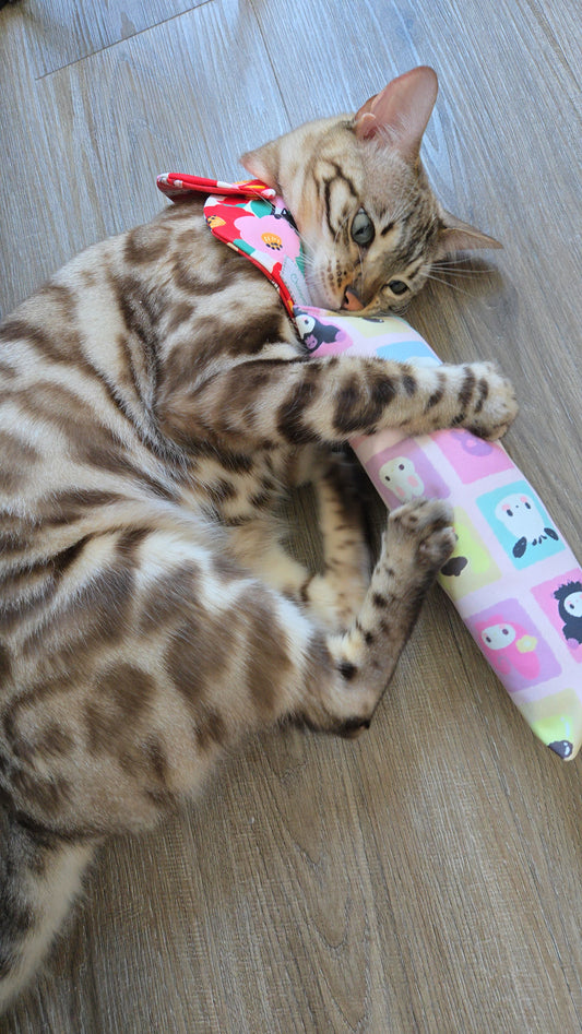 Meowllo Kitty and Friends Cat Kicker (Jumbo size)