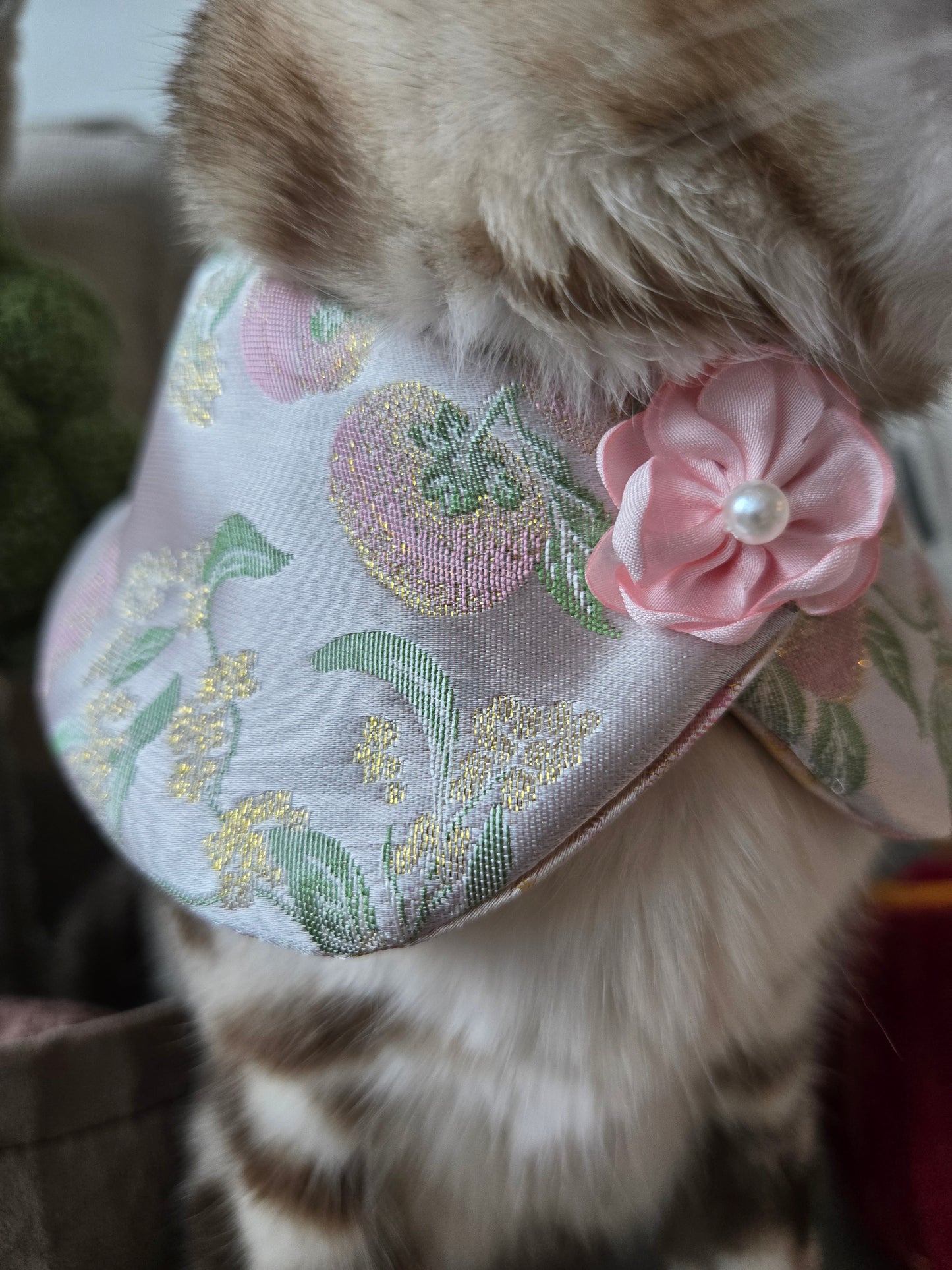Hare in Bloom Silk Pet Bandana (4-way wear)