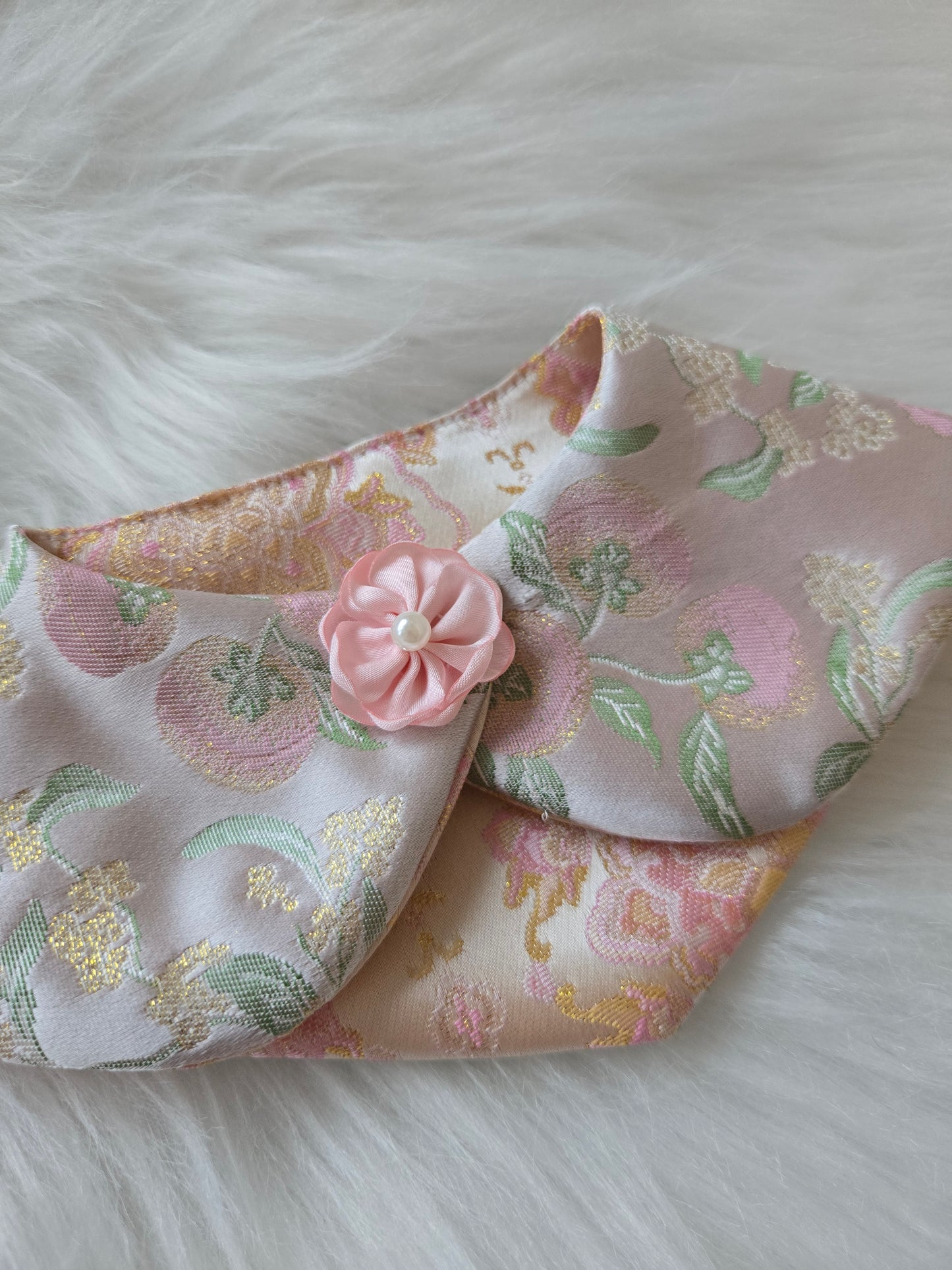 Hare in Bloom Silk Pet Bandana (4-way wear)