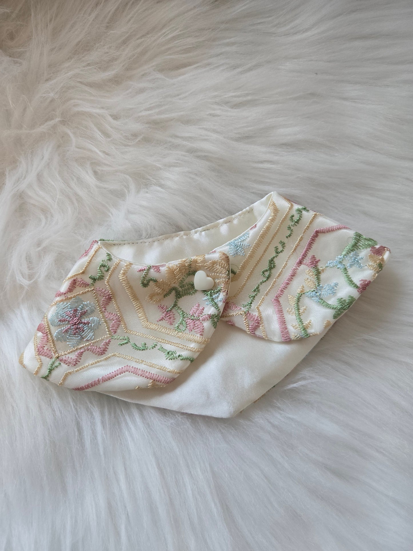 Ivory Garden Pet Bandana (2-way wear)