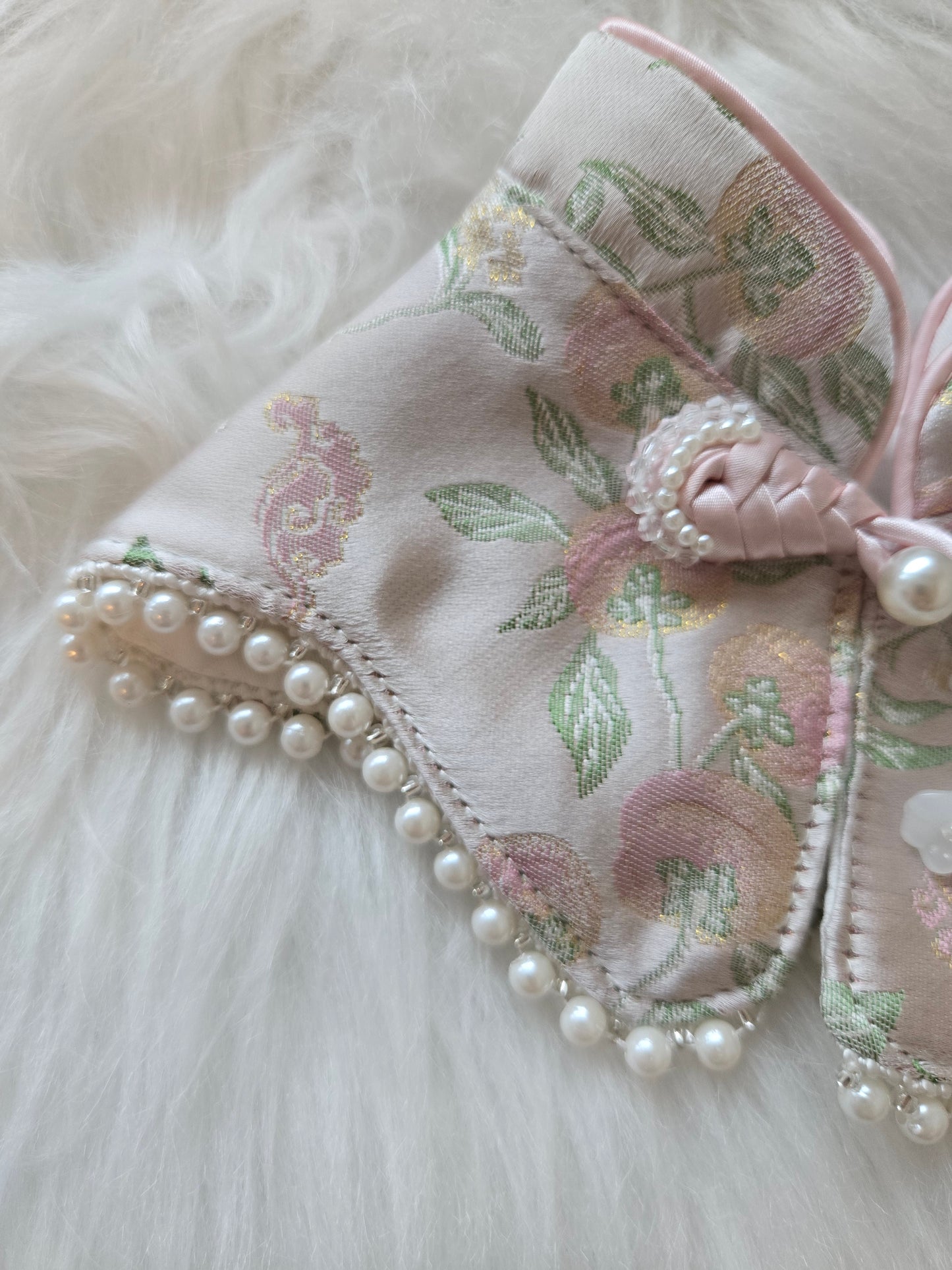 Auspicious Knot Pet Bandana (Pink)