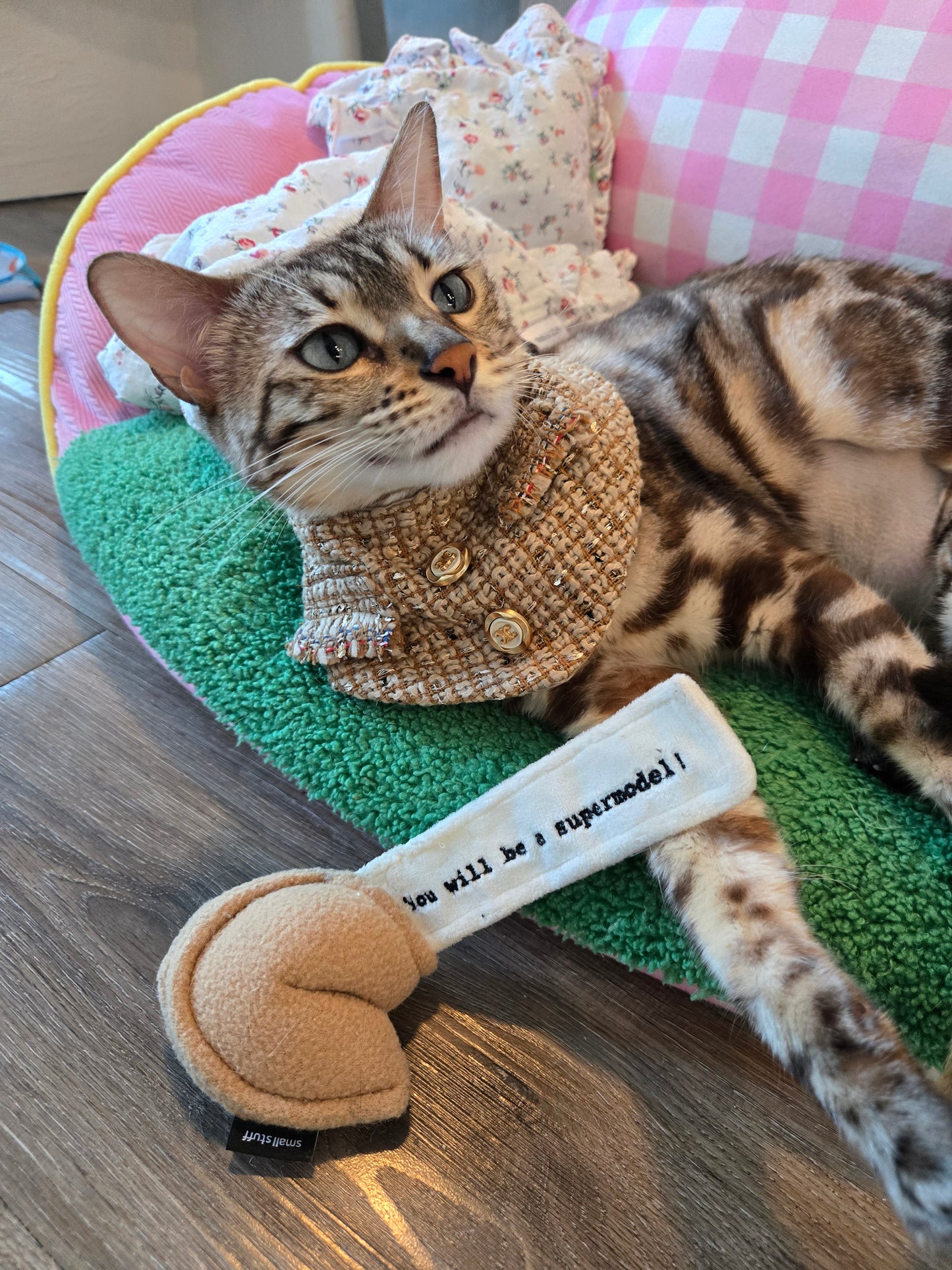 Les Élites Pet Bandana (reversible 4-way wear)