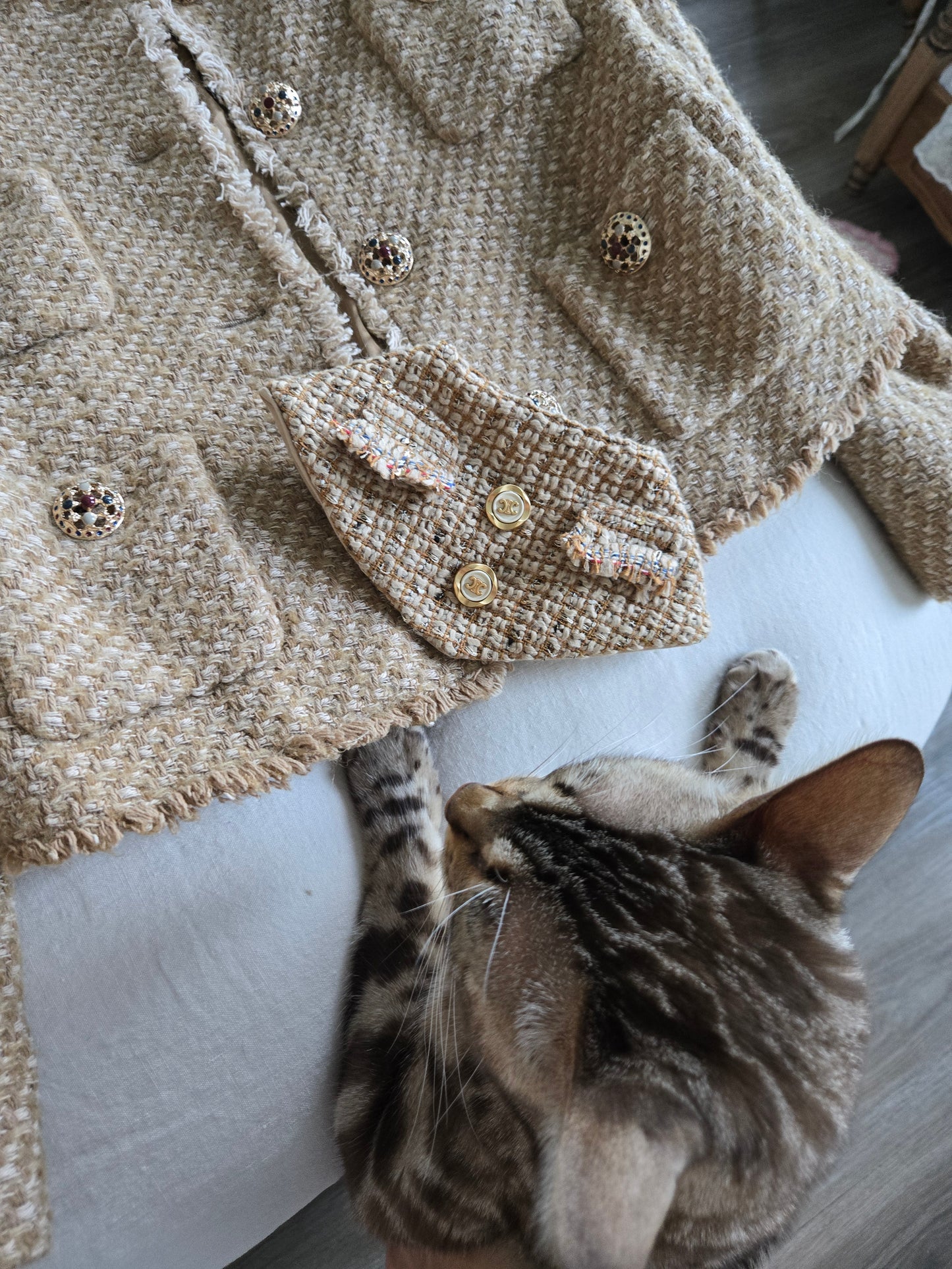 Les Élites Pet Bandana (reversible 4-way wear)