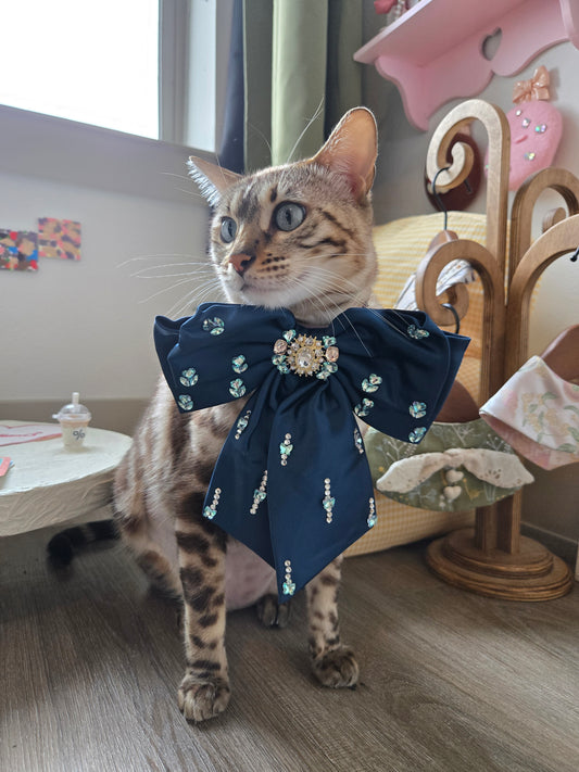 L’Opéra Satin Bow (En Couture collection)