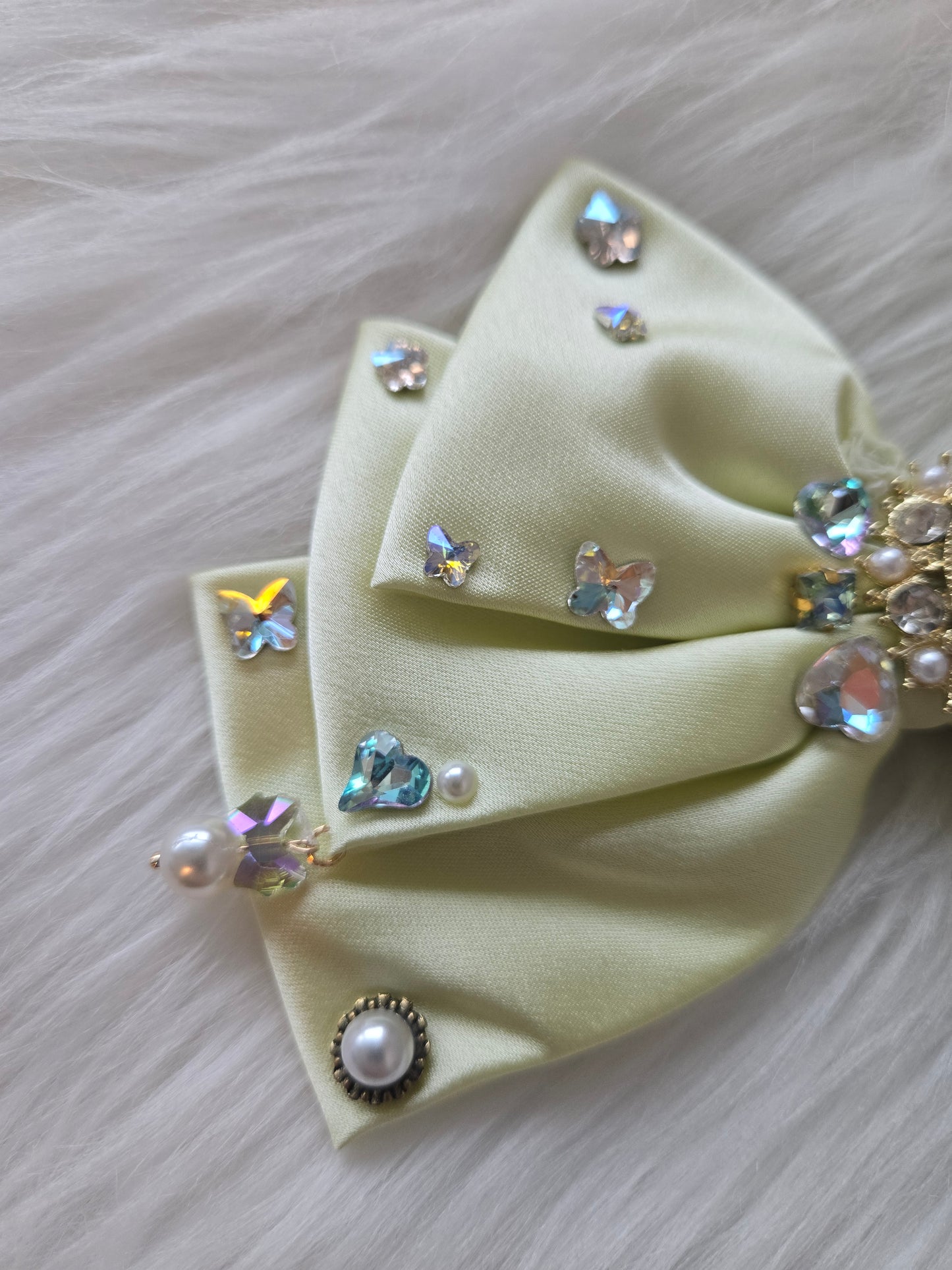 La Perle Satin Bow (En Couture collection)