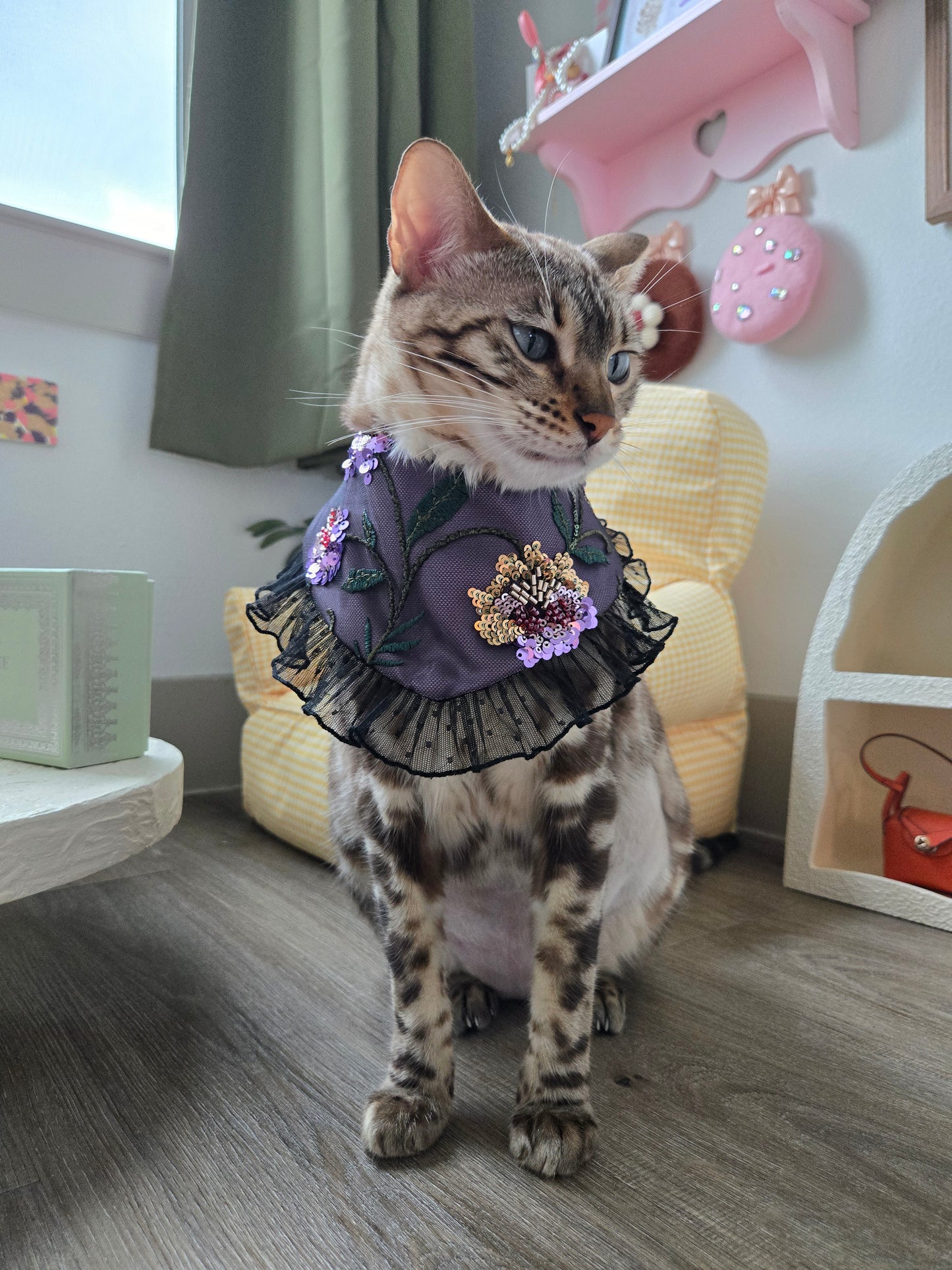 La Dahlia Noire Pet Bandana (En Couture collection)