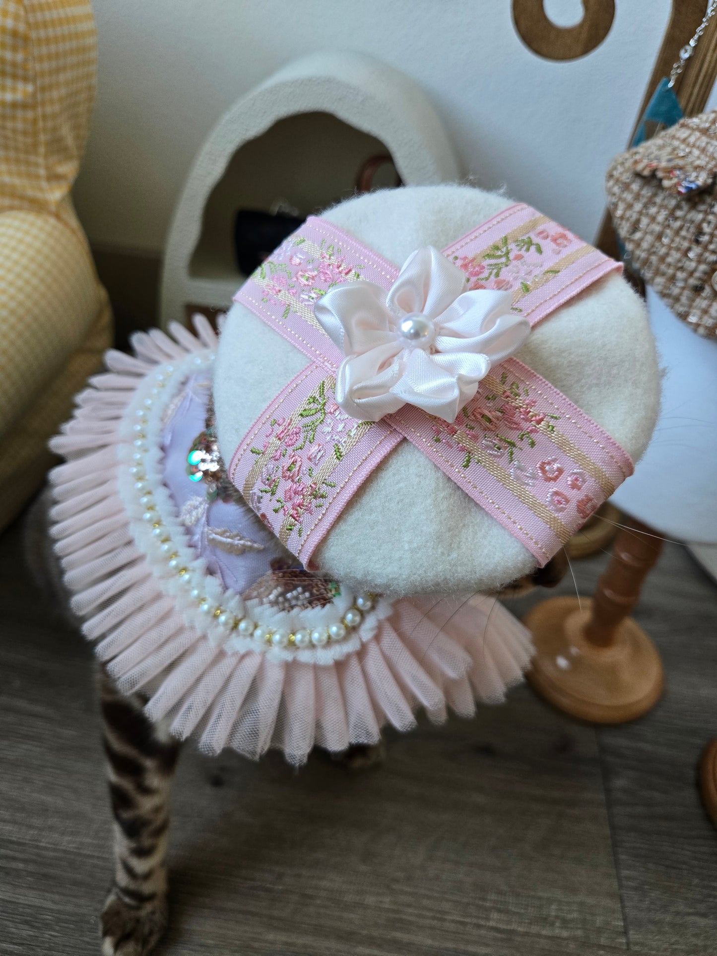 Rosette Pet Beret