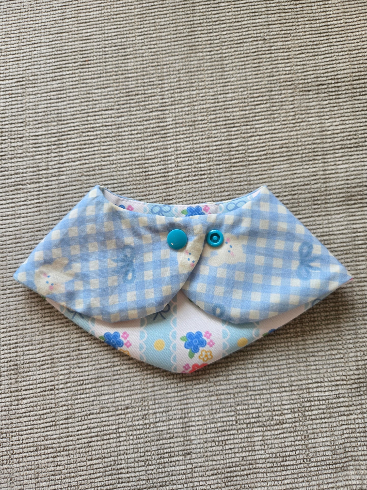 Teddy's meadow Pet Bandana (reversible 4-way wear)