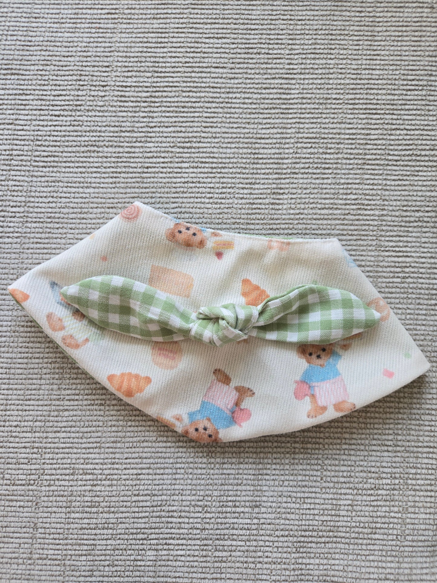 Teddy's picnic Pet Bandana (reversible 4-way wear)