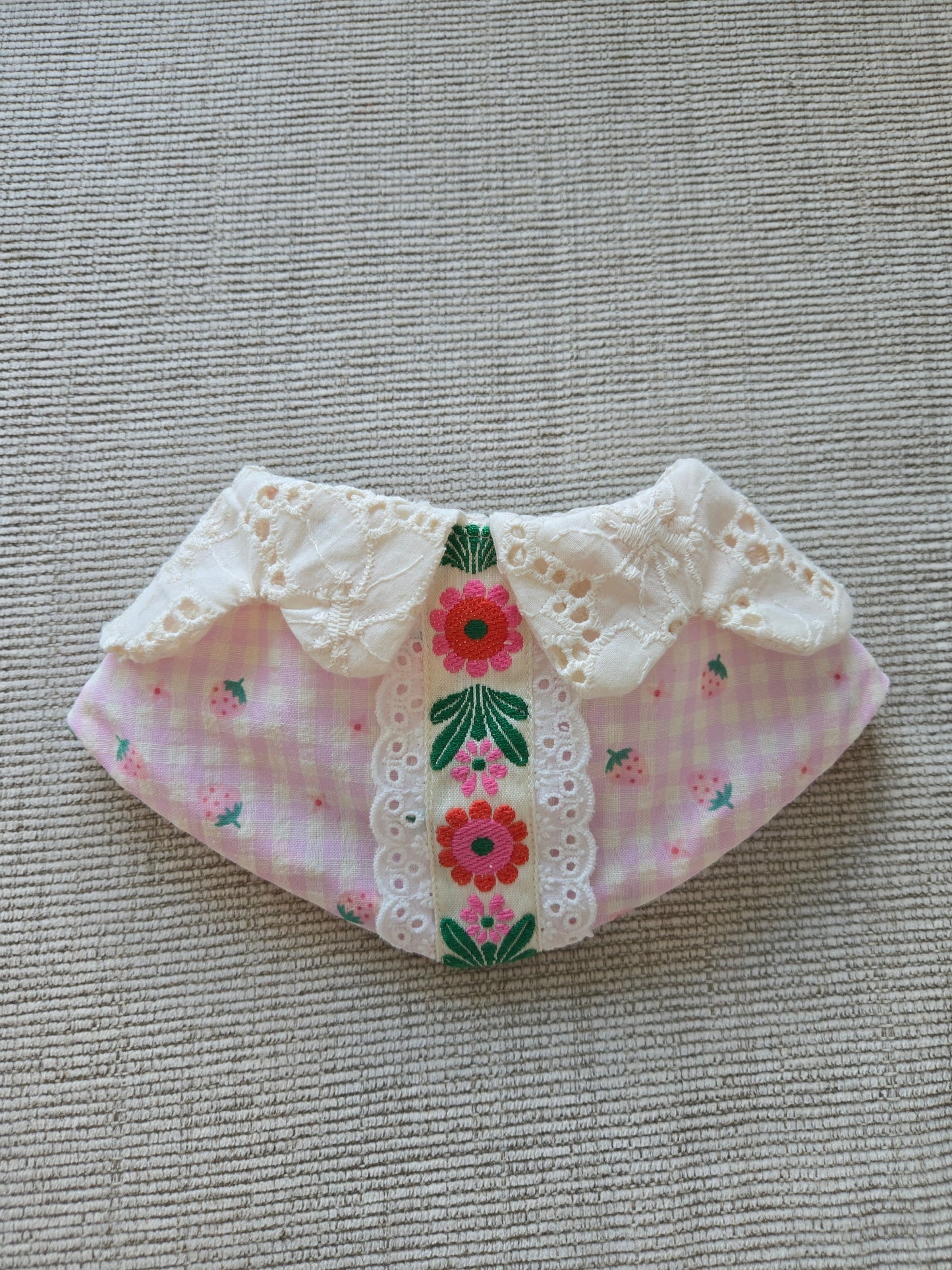 Sweet Beary Pet Bandana (reversible 4-way wear)