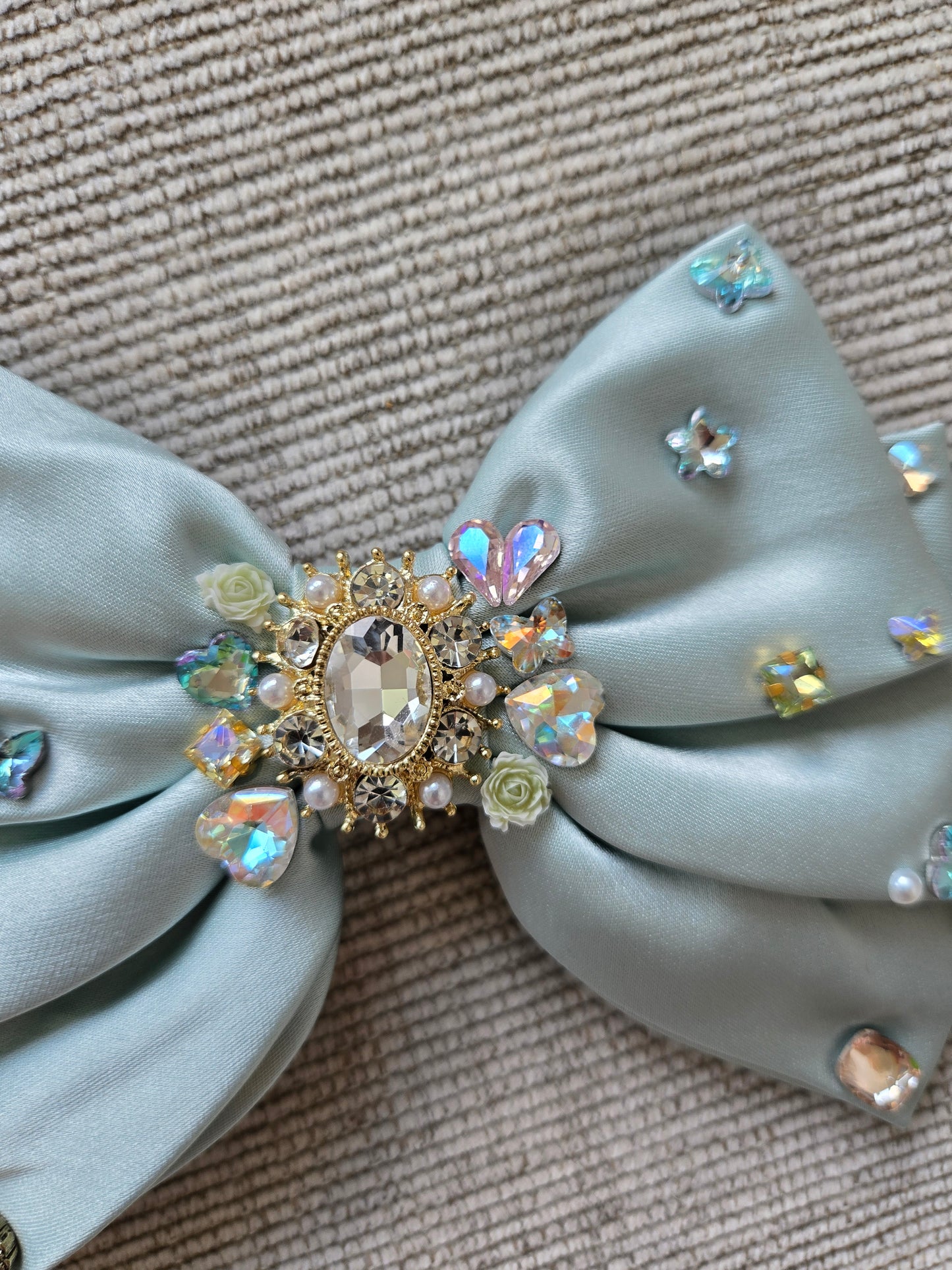 Butterfly Duchess Satin Bow (En Couture collection)