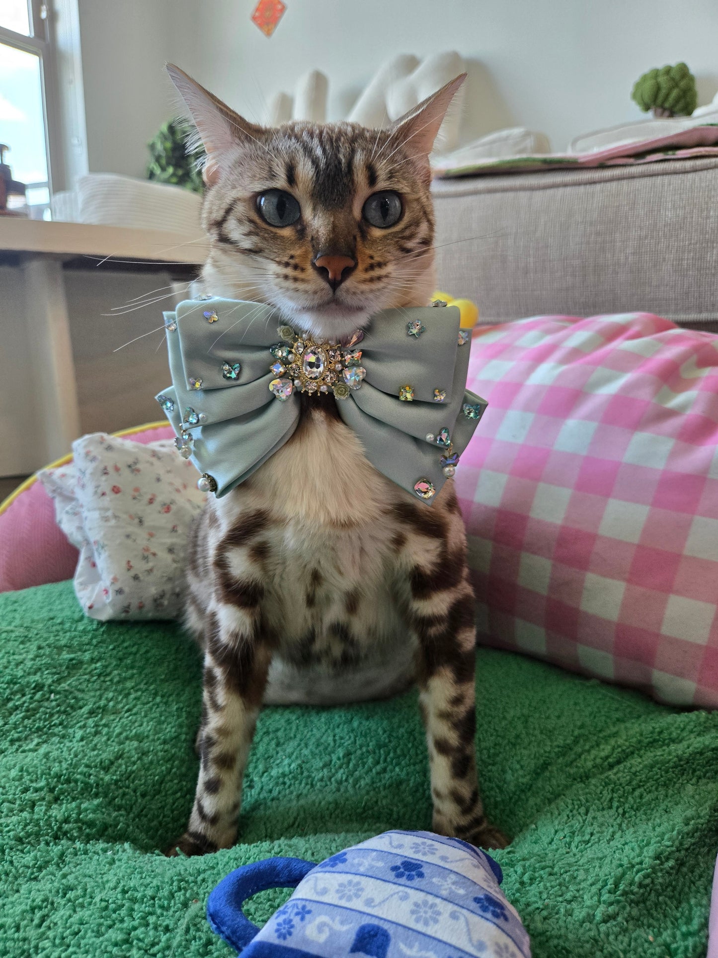 Butterfly Duchess Satin Bow (En Couture collection)