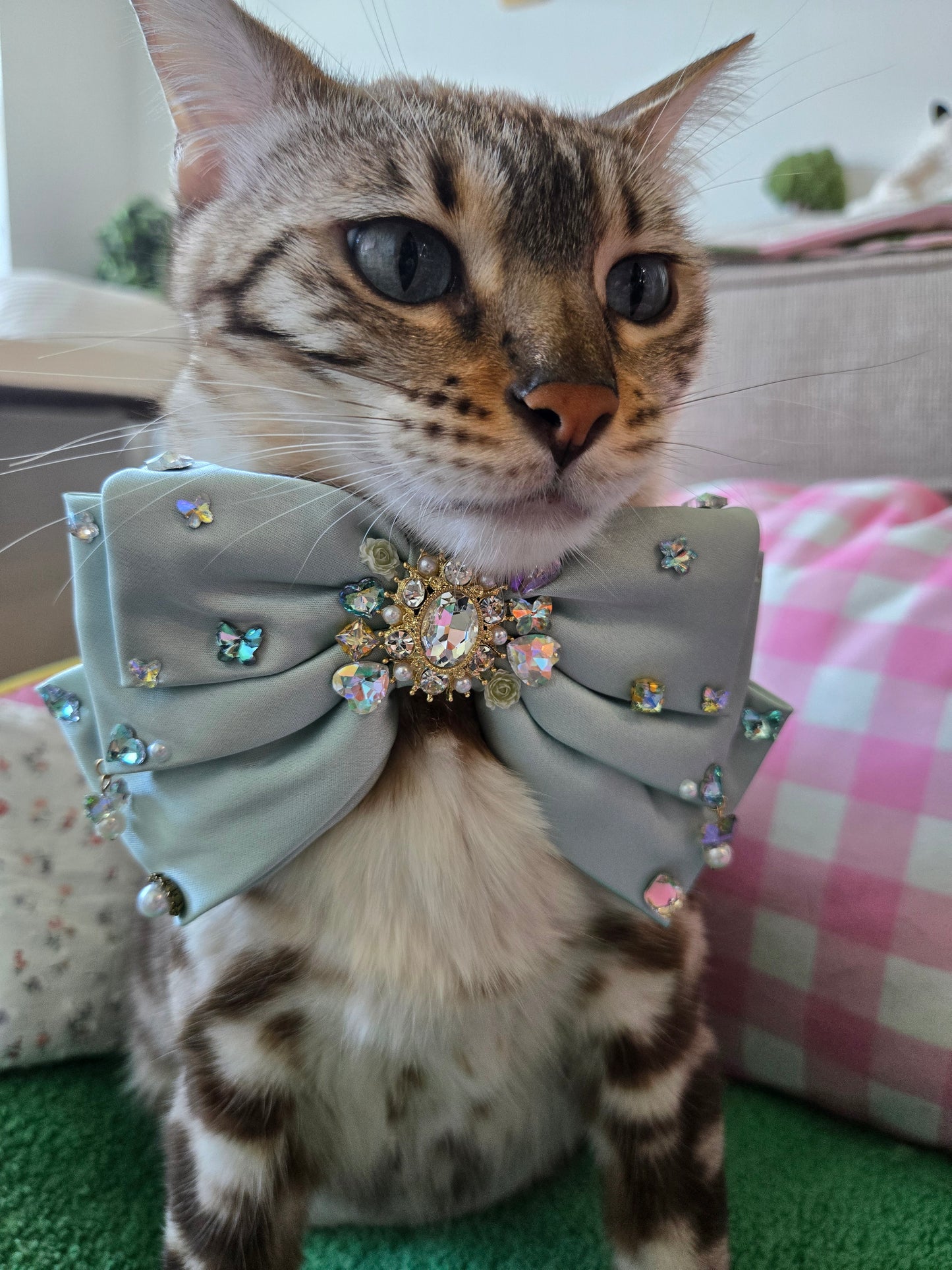 Butterfly Duchess Satin Bow (En Couture collection)