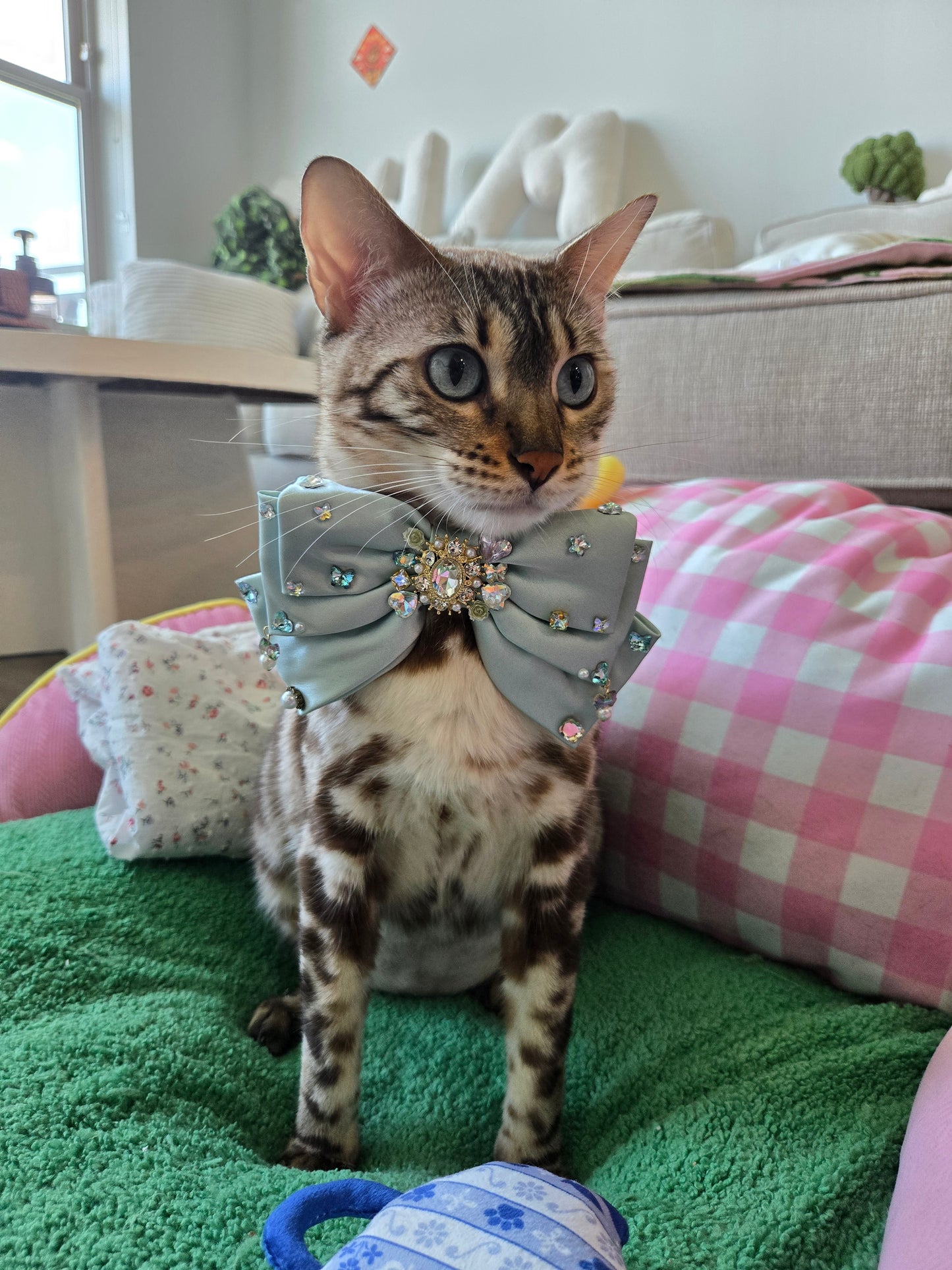 Butterfly Duchess Satin Bow (En Couture collection)