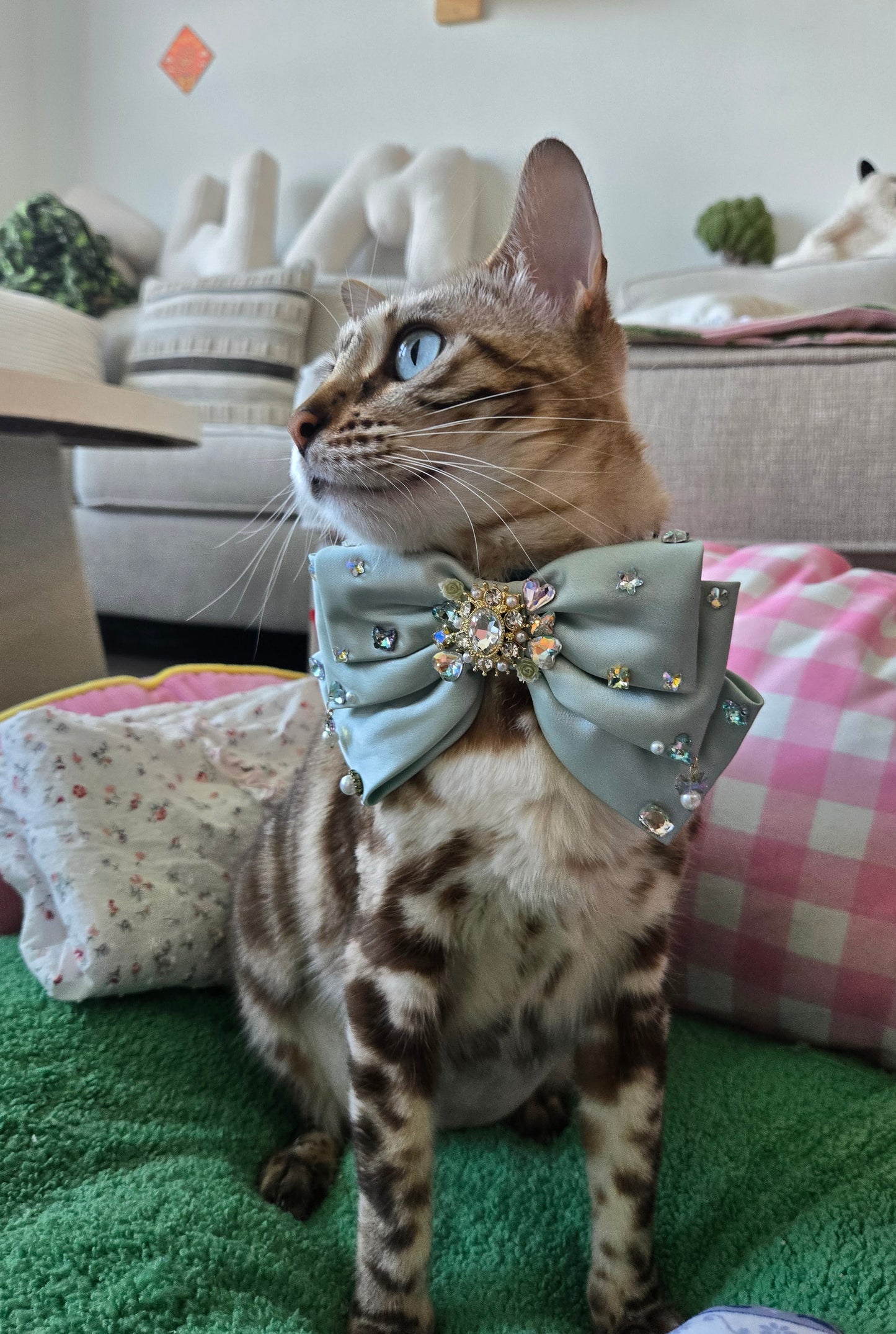 Butterfly Duchess Satin Bow (En Couture collection)
