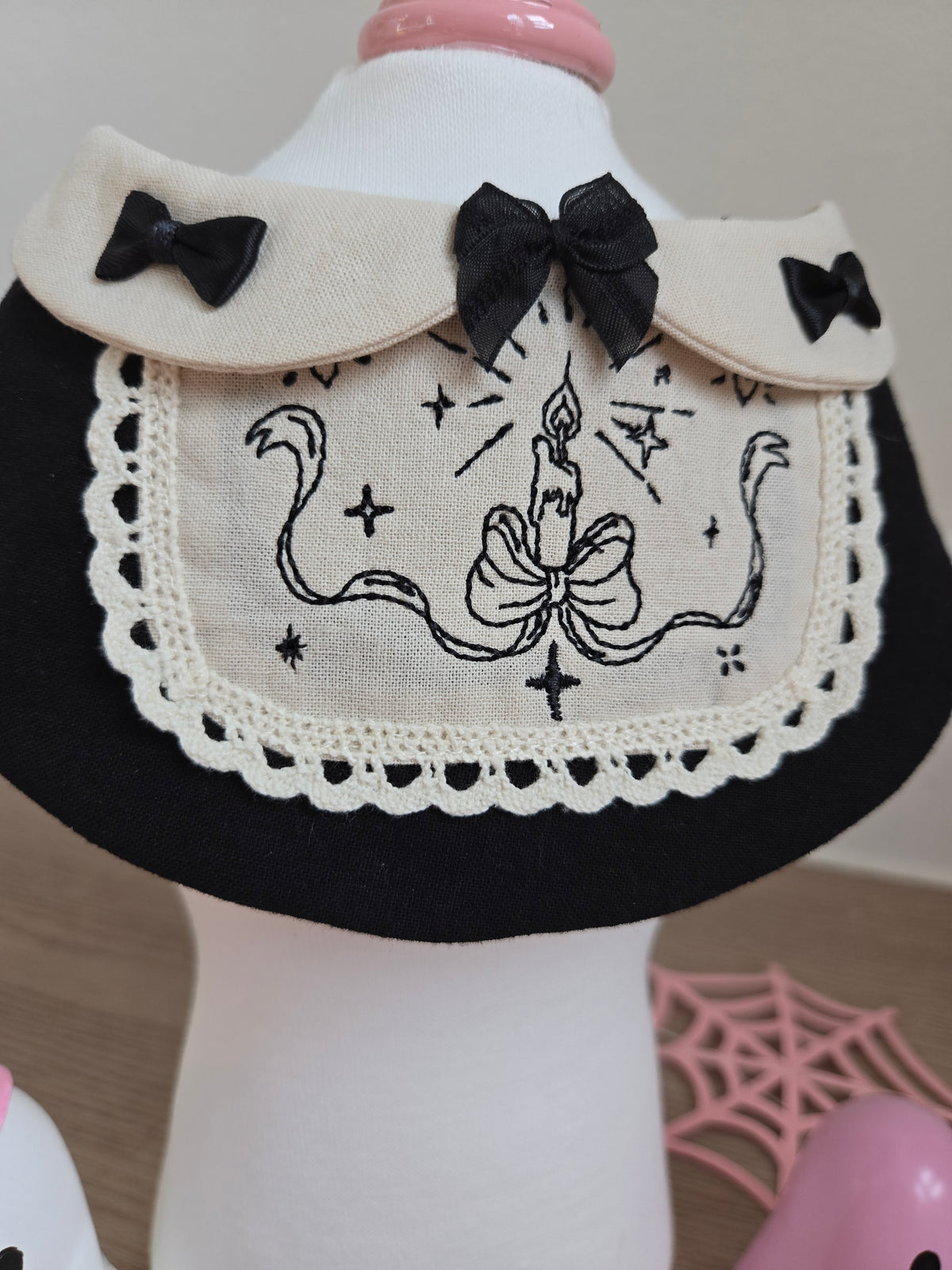 Le Pâtissier de Minuit Pet Bandana