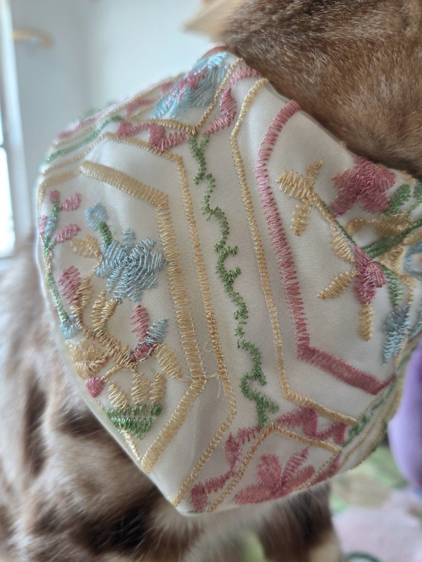 Ivory Garden Pet Bandana (2-way wear)